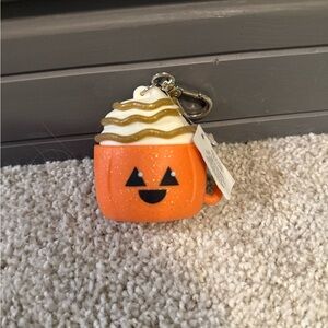 Bath and Body Works pumpkin pocketbac holder
